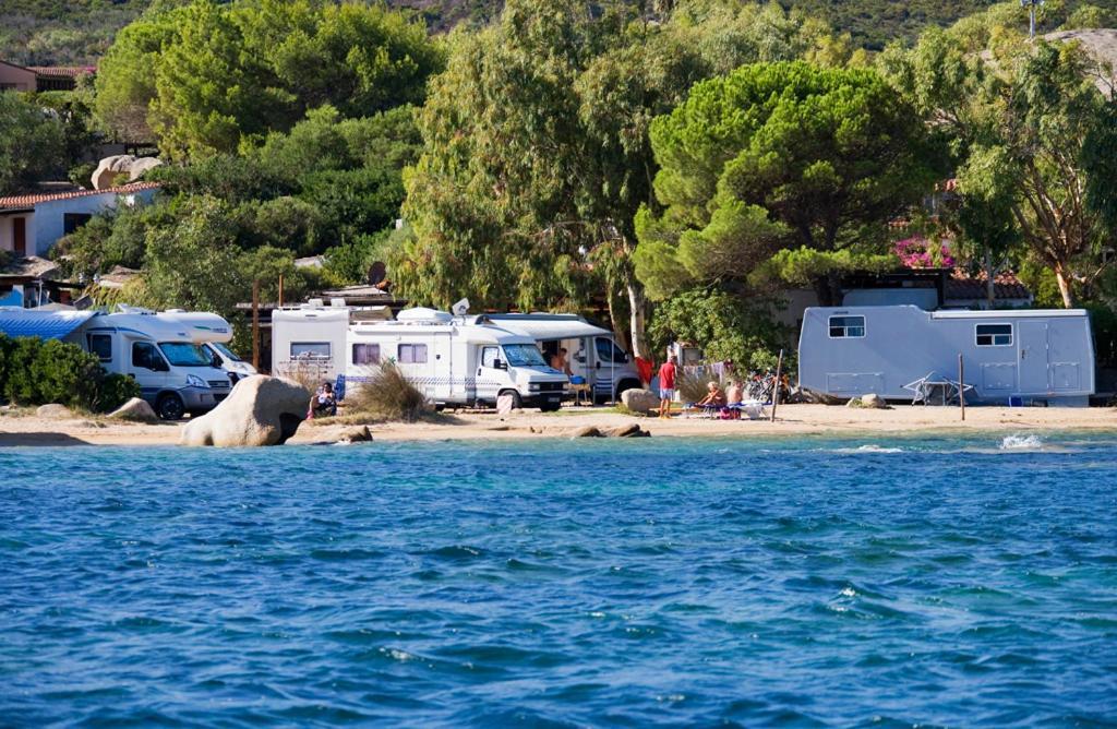 Camping Baia Saraceno Hotel ปาเลา ภายนอก รูปภาพ