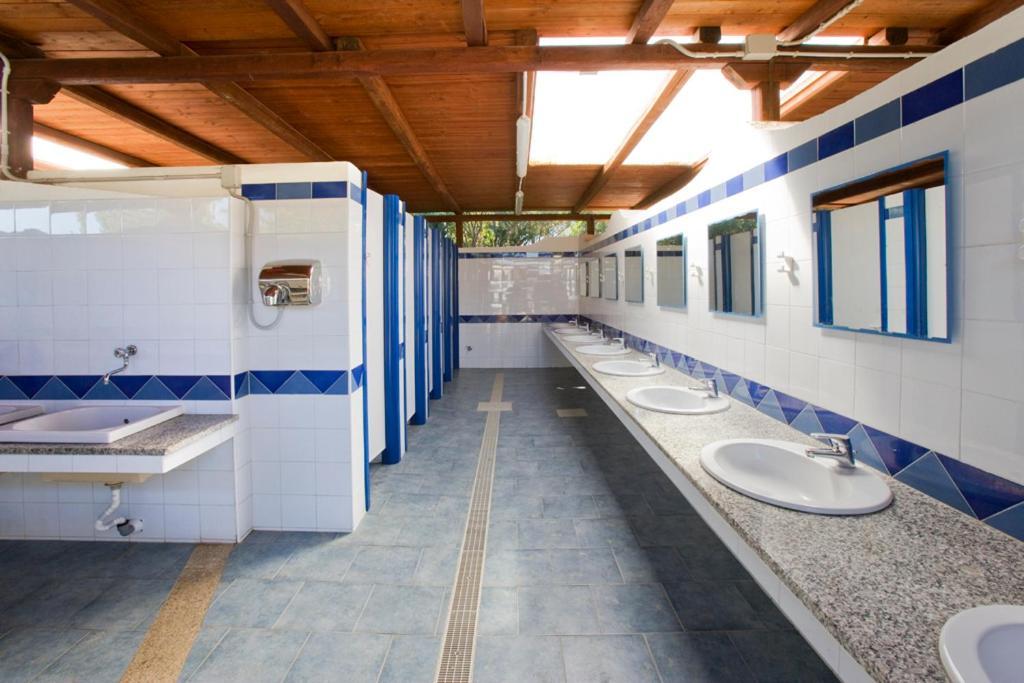 Camping Baia Saraceno Hotel ปาเลา ภายนอก รูปภาพ